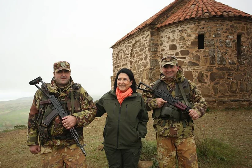 Zurabişvili: “Gürcüstan-Azərbaycan sərhədinin müəyyən edilməsi məsələsini təxirə salmaq olmaz”
