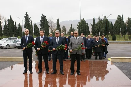SOCAR-ın idarə və müəssisələrində ümummilli lider Heydər Əliyevin xatirəsi yad edilib