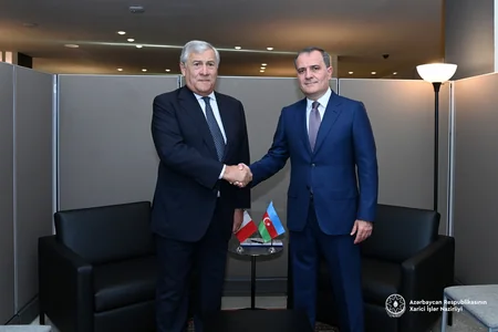 Ceyhun Bayramov: Qarabağda mülki şəxslər və mülki infrastruktura zərər dəyməməsi üçün bütün tədbirlər görülüb