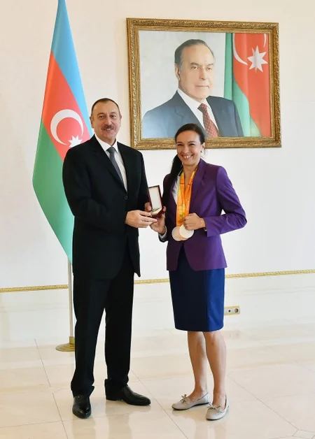 Prezident İlham Əliyev XV Yay Paralimpiya Oyunlarında iştirak etmiş idmançılarla görüşüb - YENİLƏNİB