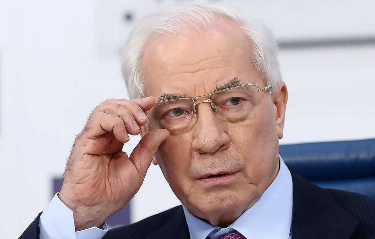 Ukraynanın keçmiş baş naziri Poroşenkonu istefa verməyə çağırıb