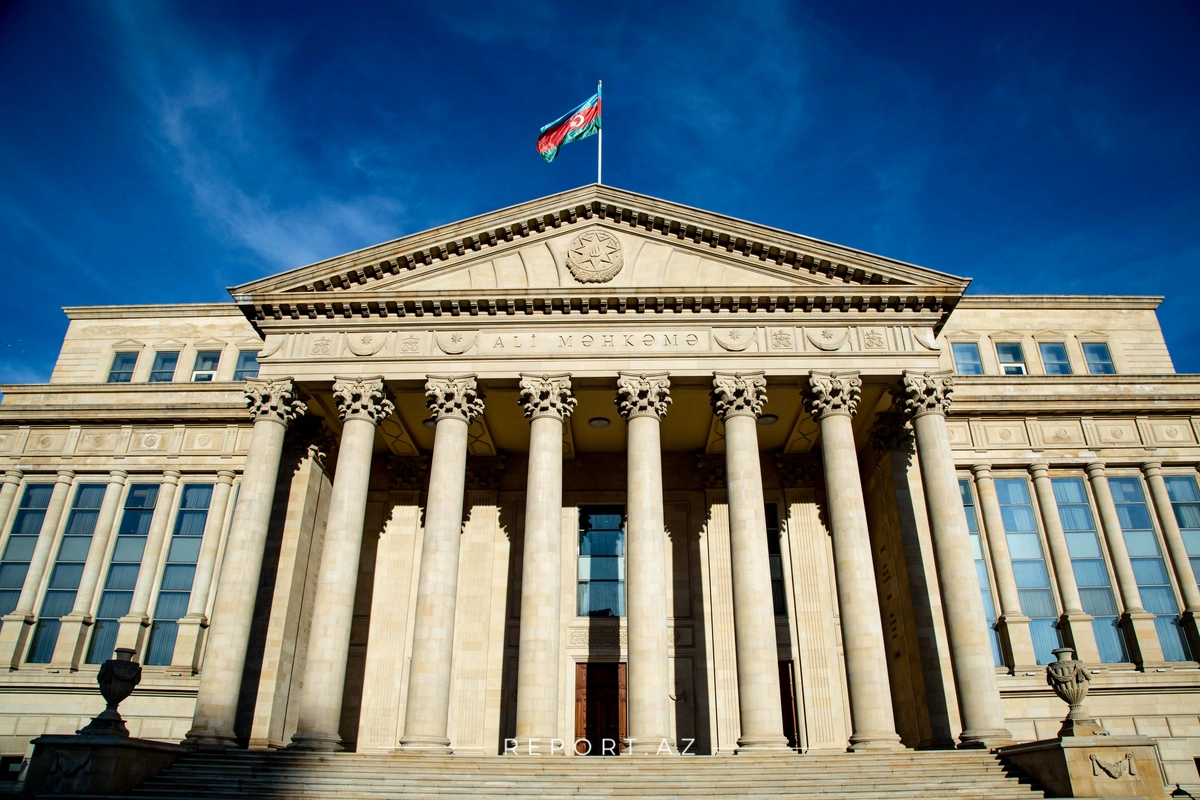 Ali Məhkəmə ittihamlara cavab verib