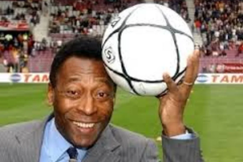Əfsanəvi futbolçu Pele xəstəxanadan çıxdı