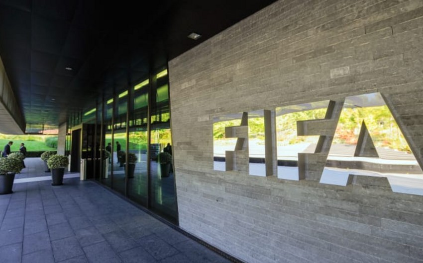 FIFA 4 klubu cəzalandırıb