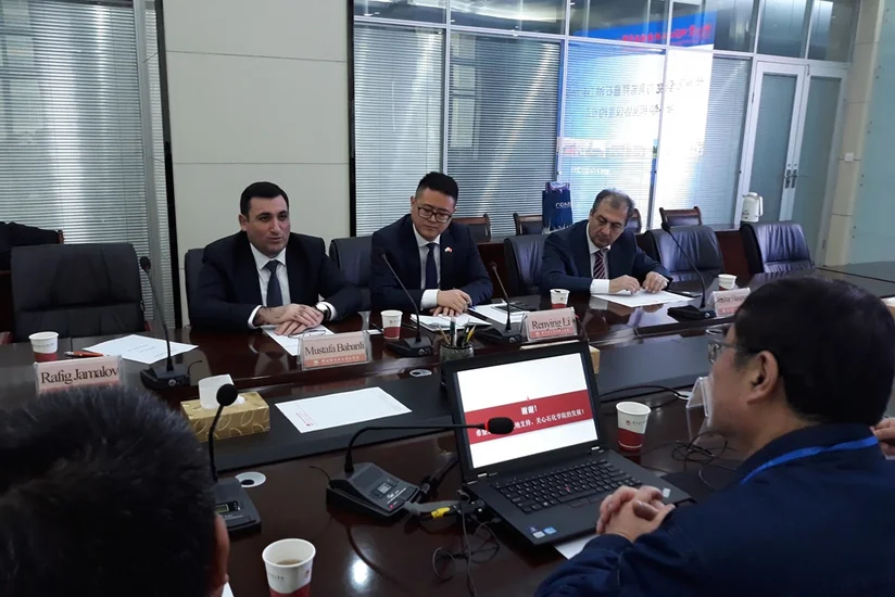 ADNSU Çin kolleci ilə müqavilə imzalayıb