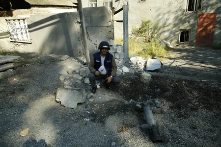 Düşmənin Tərtərdə toplarla dağıtdığı evlər