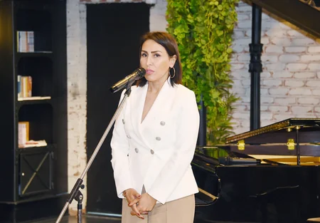 Bakı Kitab Mərkəzində “Yolum keçir Qarabağdan” adlı rəsm sərgisi açılıb