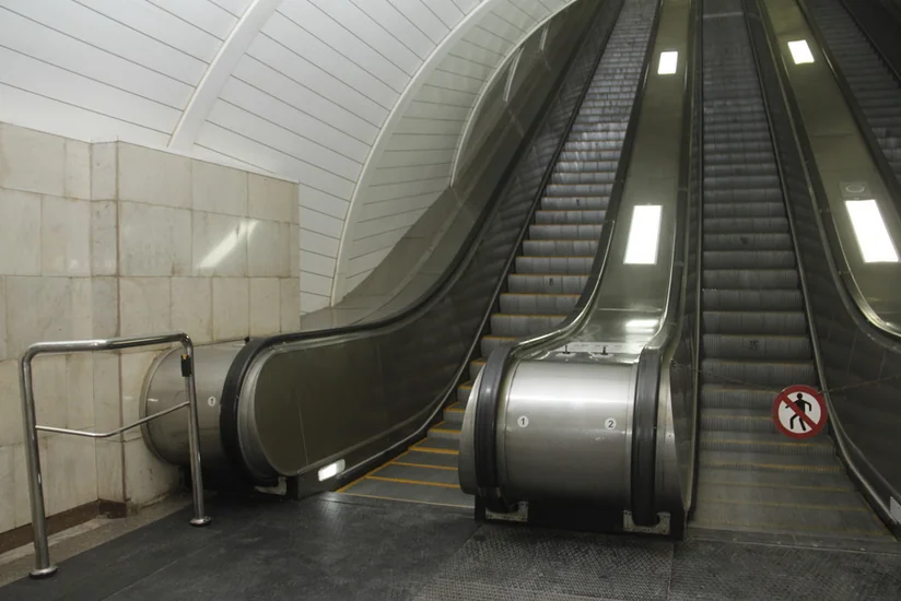 “Cəfər Cabbarlı” metrostansiyasında eskalator əsaslı təmir edilib