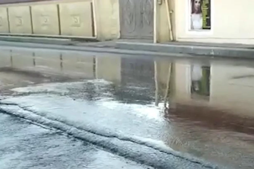 Qubada su borusu partlayıb, küçələri su basıb - YENİLƏNİB