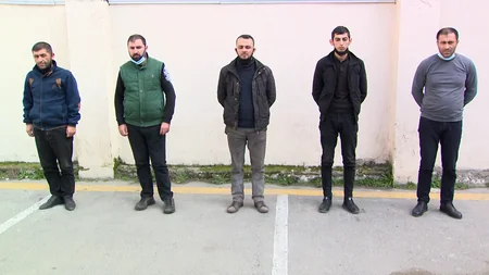 Bakıda şirkət taksilərinin avadanlıqlarını oğurlayan şəxslər saxlanılıblar