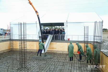 Bu gün Bakıda yeni əczaçılıq zavodunun təməli qoyulub
