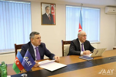 Saleh Məmmədov Qəbələ və Oğuz sakinlərini qəbul edib