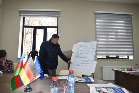 Azərbaycanda xidmət sahəsində çalışan işçilər üçün təlimlər təşkil edilib