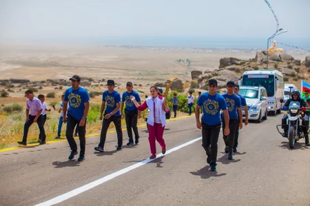 “Bakı-2015”in məşəli Qobustan Milli Tarix-Bədii Qoruğuna gətirildi