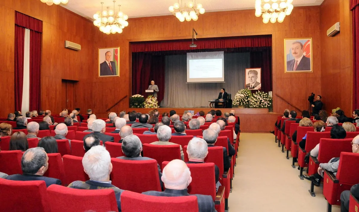 ADNSU-da SSRİ-nin fəxri neftçisi İsrafil Quliyevin yüz illik yubileyi ilə bağlı konfrans keçirilib