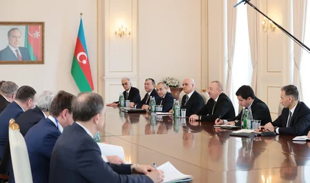 Prezident İlham Əliyev Rusiya Hökumətinin sədri ilə görüşüb - YENİLƏNİB -2