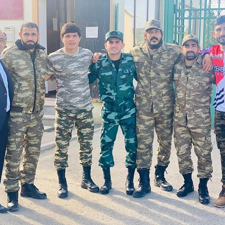 Hacı Əliyev: Əsgərlərimiz qələbə eşqi ilə alışıb-yanırlar