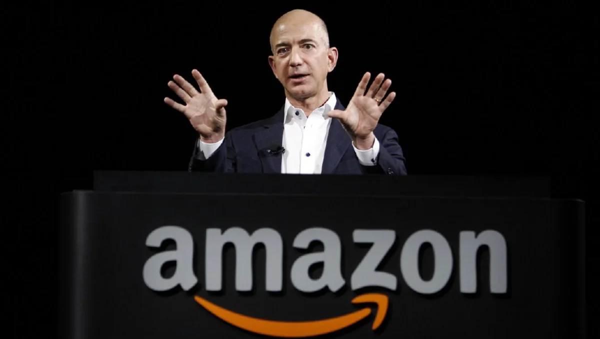 Amazonun sahibinin sərvəti 100 mlrd. dollara çatıb