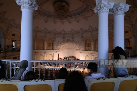 Fərhad Bədəlbəylinin ifasında konsert proqramı təşkil olunub