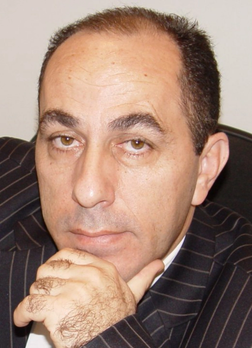 ​Adil Qeybulla: Parlament seçkilərində Müsavat Partiyasının namizədi olmayacağam