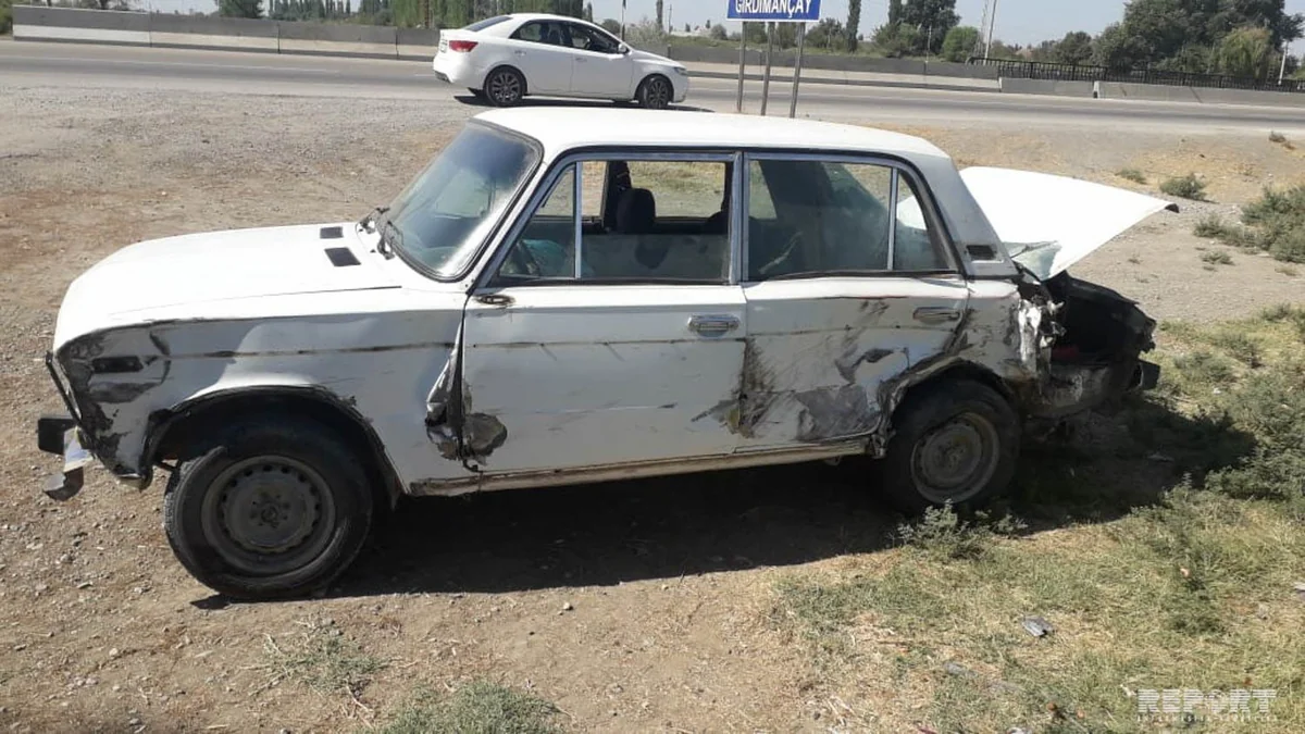 Bakı-Qazax yolunda avtomobil qəzası olub - FOTO