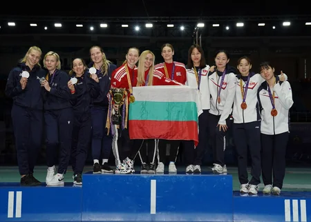 Qılıncoynatma üzrə Azərbaycan millisi Dünya Kubokunda gümüş medal qazanıb