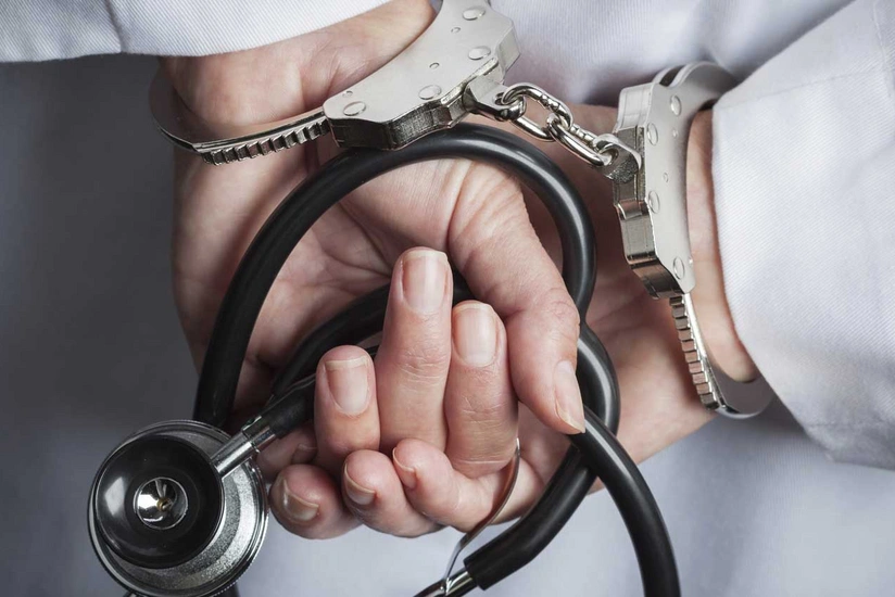 В Беларуси задержаны 35 медиков, в том числе лечащий врач Лукашенко