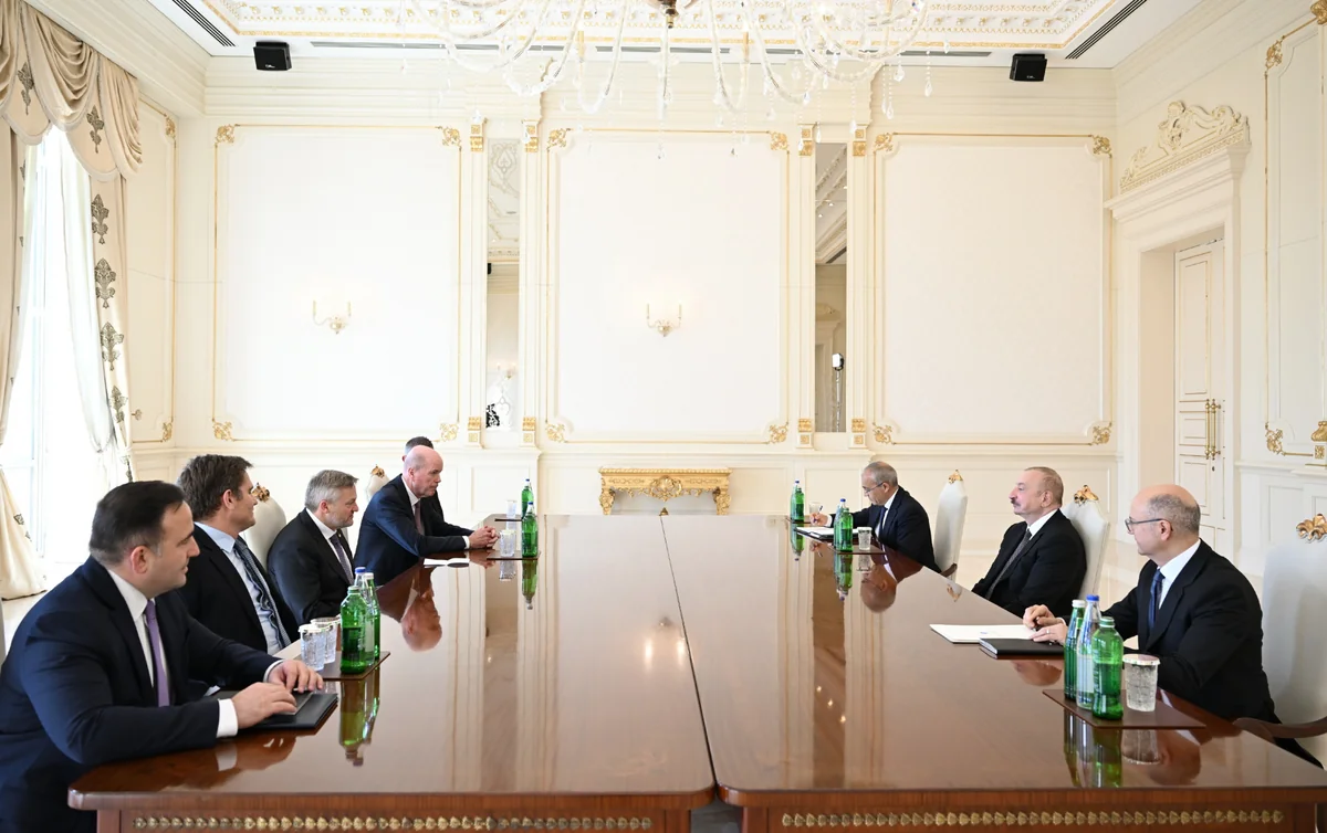 President Ilham Aliyev receives BP Chief Executive Officer