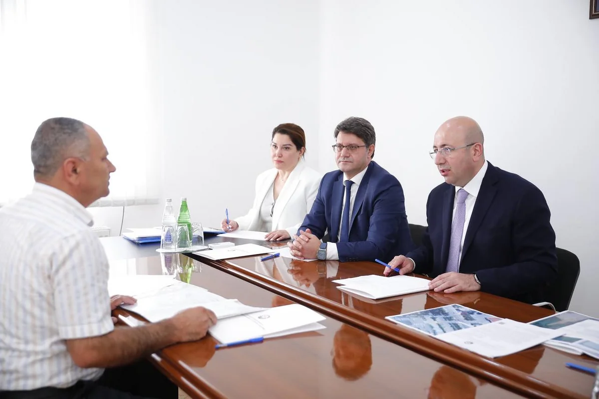 Anar Quliyev Ağsuda vətəndaşları qəbul edib