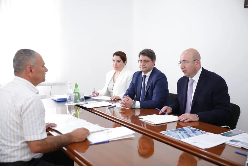 Anar Quliyev Ağsuda vətəndaşları qəbul edib