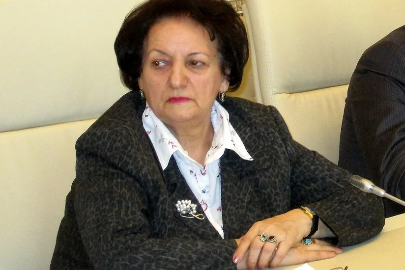 Ombudsman 4 saylı cəzaçəkmə müəssisəsində məhkumlarla görüşüb