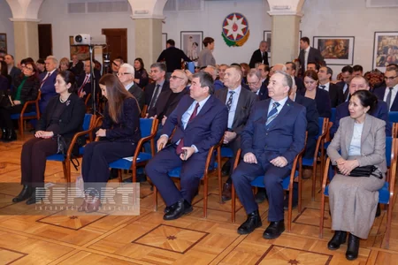 Moskvada Heydər Əliyevin xatirəsi anılıb