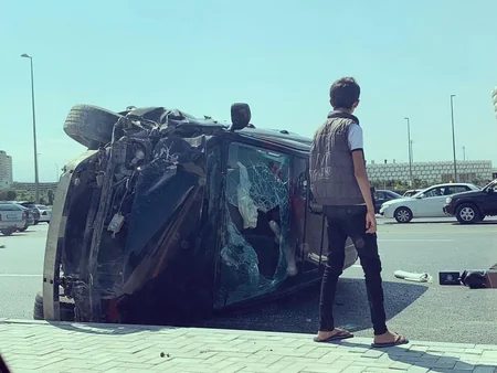 Hava limanı yolunda ağır qəza səbəbindən tıxac yaranıb