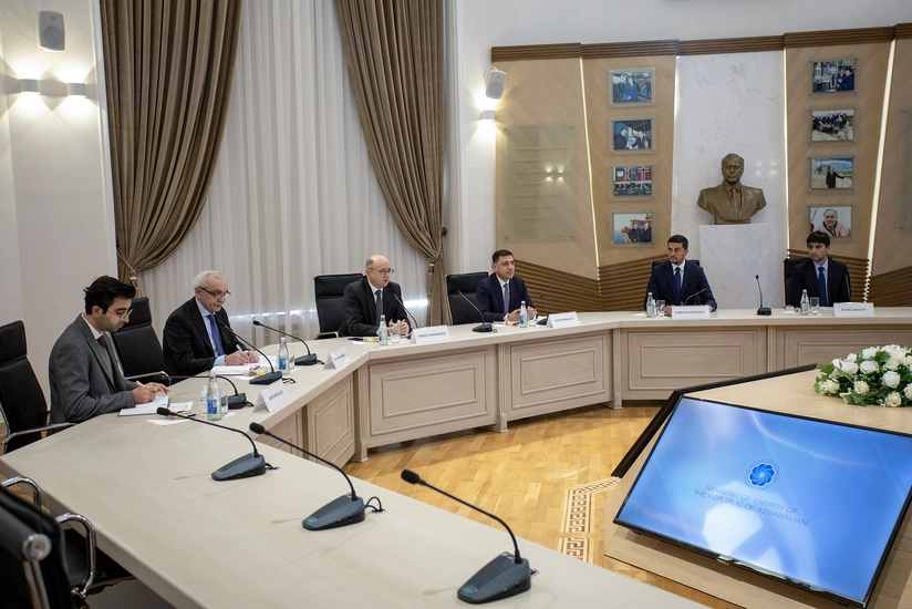 IDB interested in green energy corridor project connecting Azerbaijan and 3 countries