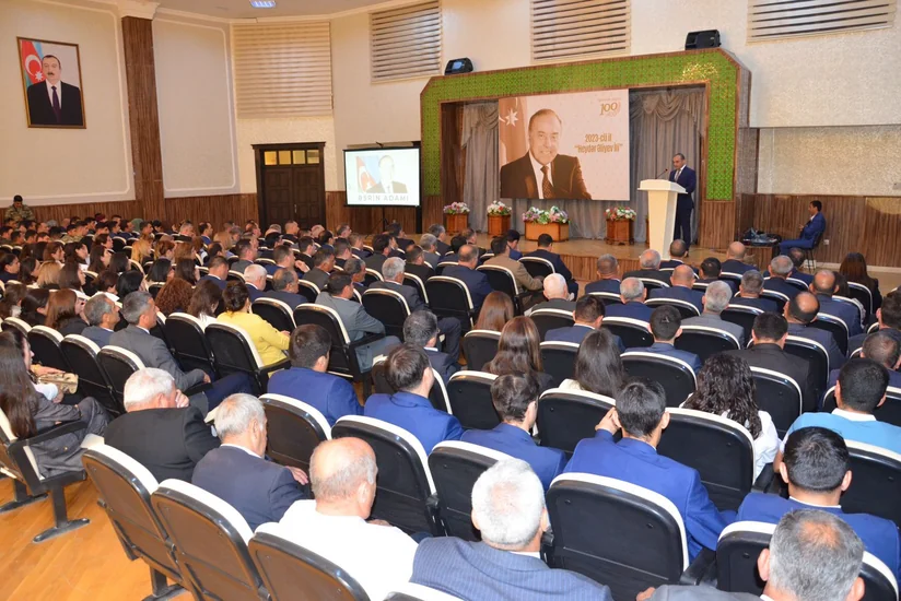 Kürdəmirdə Heydər Əliyevin 100 illik yubileyi qeyd edilib