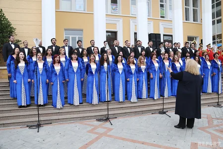 Prominent composer Uzeyir Hajibeyli commemorated