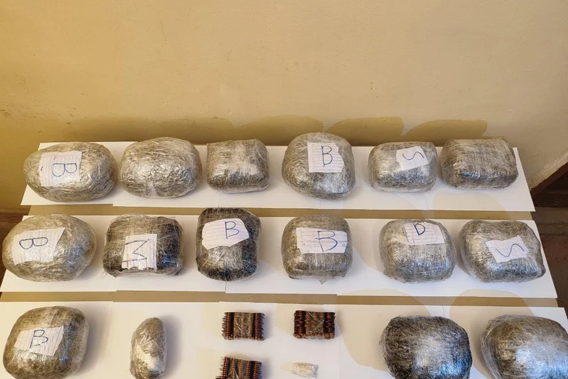 DSX: Sərhədi pozmağa çalışan şəxslər saxlanılıb, 30 kq narkotikin keçirilməsinin qarşısı alınıb