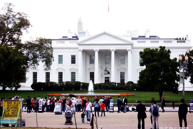 Tramp administrasiyası ABŞ-a gələn qaçqınlarla bağlı yeni tələb irəli sürüb - YENİLƏNİB
