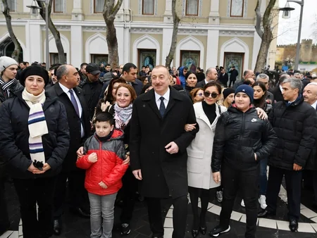 Prezident İlham Əliyev Novruz bayramı münasibətilə ümumxalq şənliyində iştirak edib - YENİLƏNİB-3