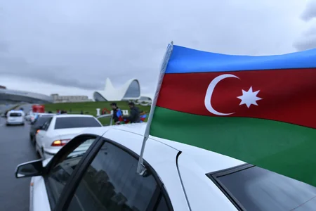 Bakıda Zəfər avtoyürüşü keçirilib