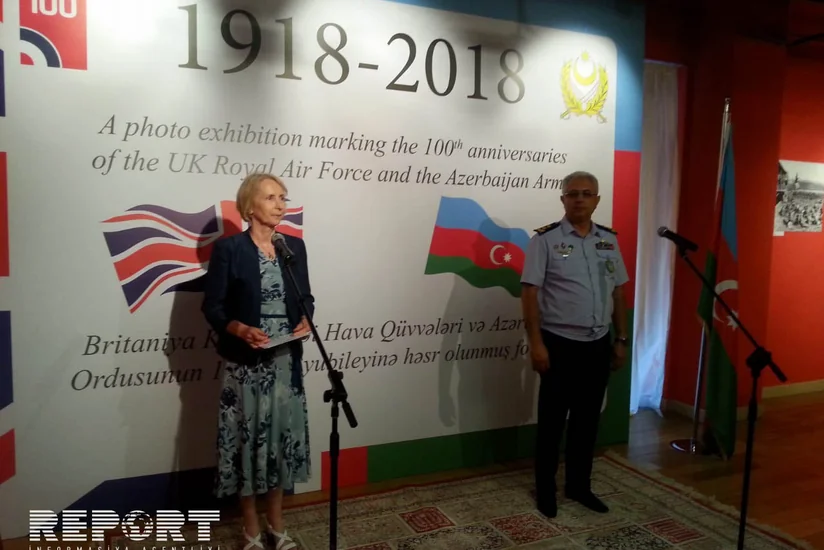 Открылась фотовыставка, посвященная 100-летию Азербайджанской армии и Королевским Военно-воздушным силам Великобритании