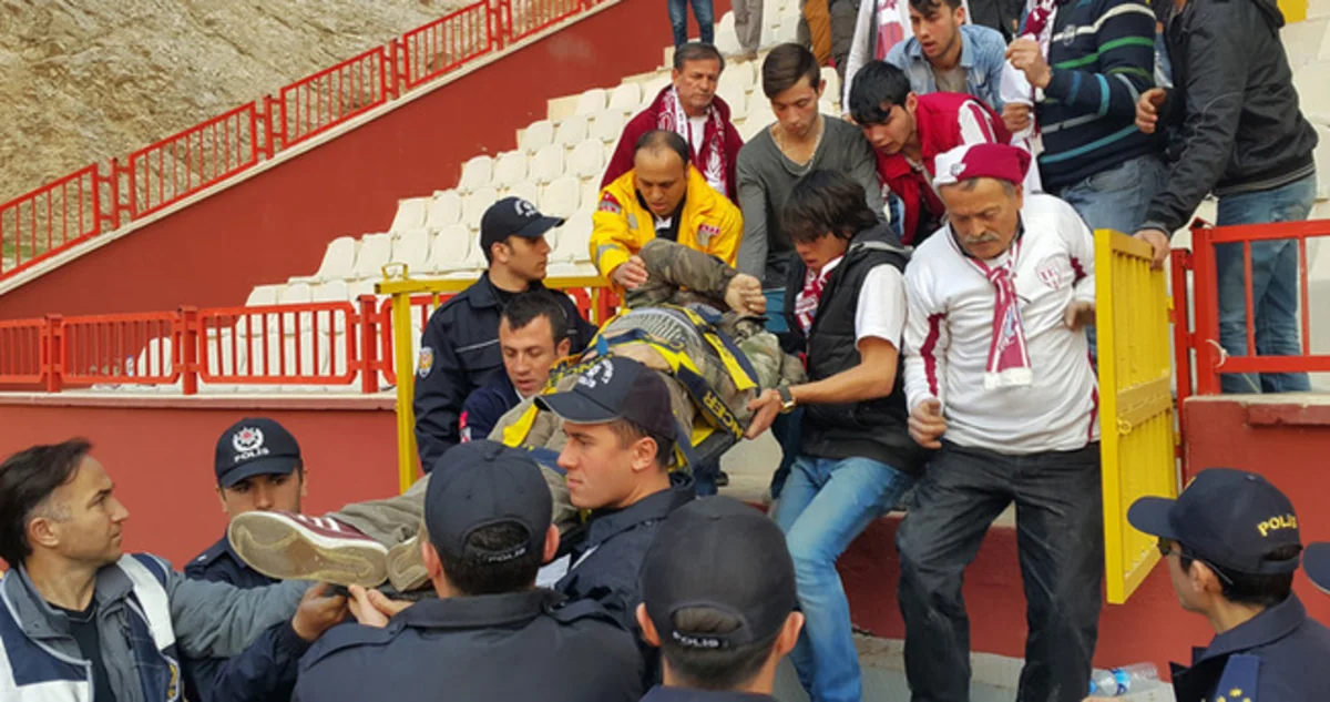 Futbol matçından sonra azarkeş güllələnib