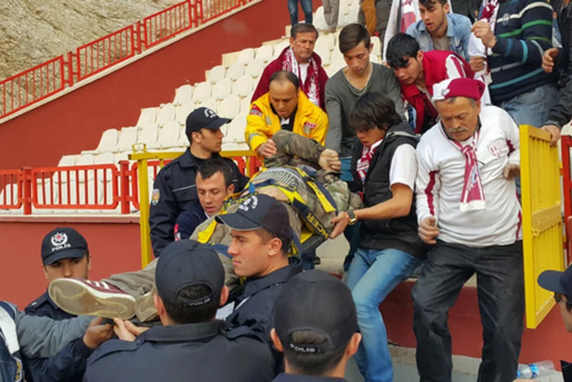 Futbol matçından sonra azarkeş güllələnib
