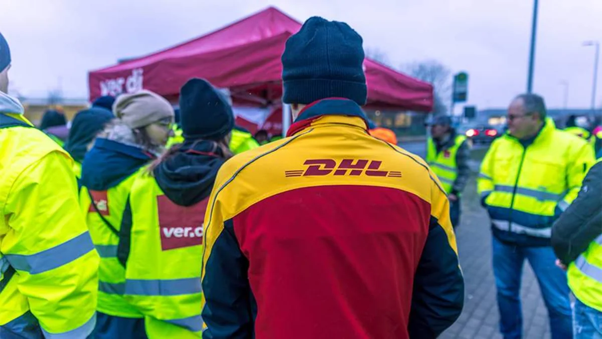 В Германии на забастовку вышли почти 14 тыс. сотрудников Deutsche Post