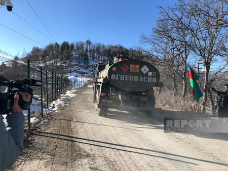 Сегодня по дороге Ханкенди-Лачын беспрепятственно проехали 54 автомобиля миротворцев