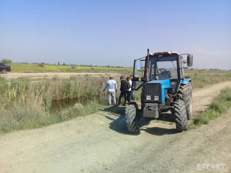 Sabirabadda traktorun aşması nəticəsində ölən 6 nəfər qohumdur - FOTO - YENİLƏNİB-2 - SİYAHI