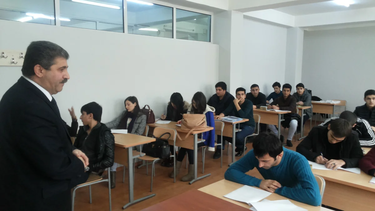 Bakı Beynəxalq ​Multikulturalizm Mərkəzi universitetlərdə monitorinq keçirir