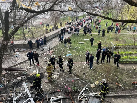 В Киевской области произошел взрыв в пятиэтажке, есть погибшие 
