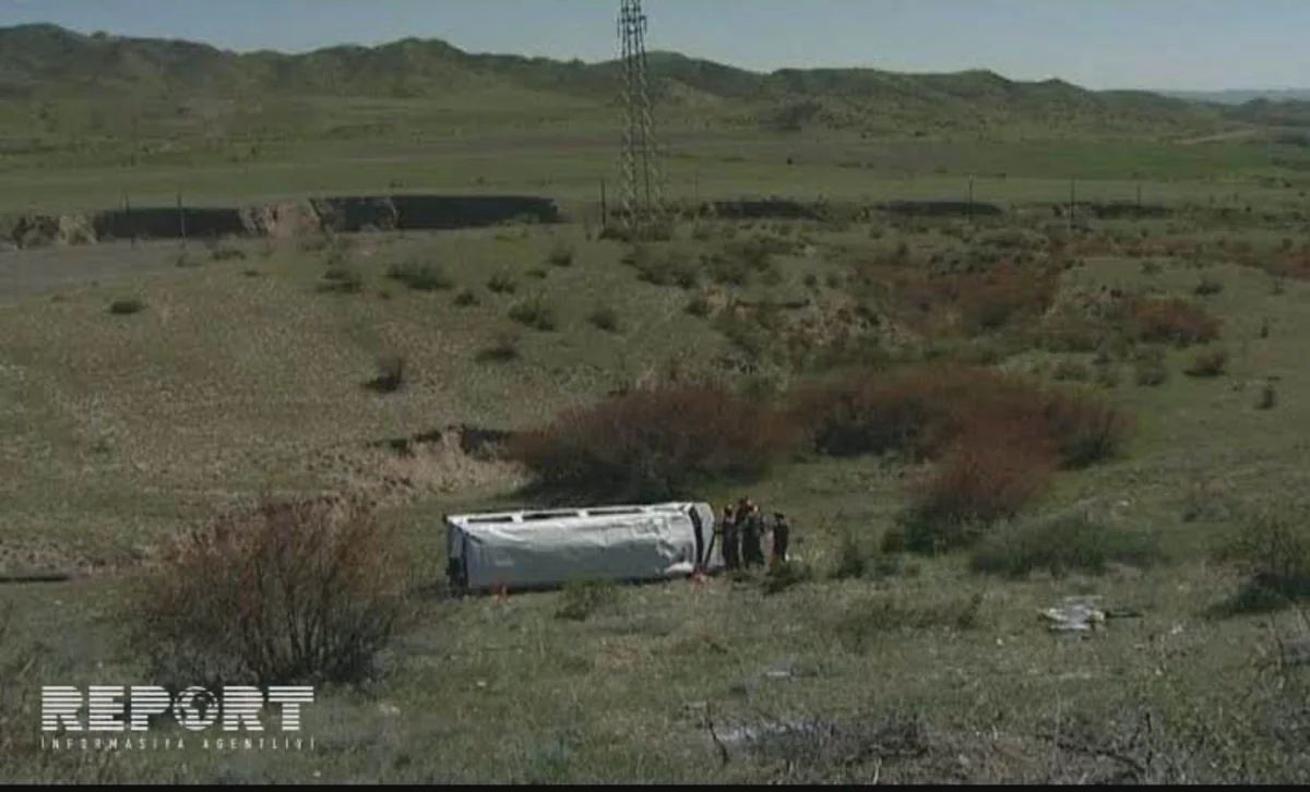 Siyəzəndə sərnişin avtobusu dağdan aşıb - YENİLƏNİB