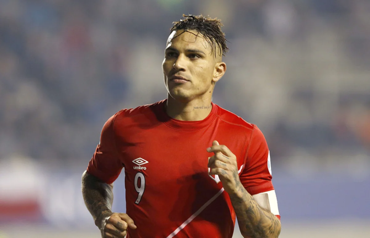 FİFA Perunun hücumçusunu dopinqə görə bir ay futboldan kənarlaşdırıb